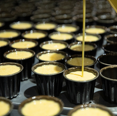 至福のカヌレはパティシエ手作りのスイーツです