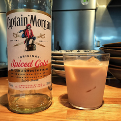 イヨシのライムコーク？/煙たいハイボール/モルガン船長の大人のカルアミルク/鳳凰美田 熟成秘蔵梅酒