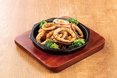 スルメイカの黒胡椒炒め