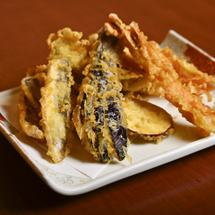 本日の天ぷら(魚盛り合わせ 野菜付)