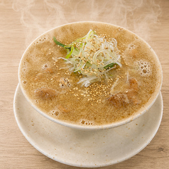飲めるもつ煮込み