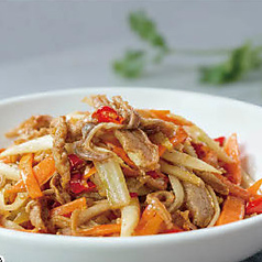 豚モツの酸辣風炒め