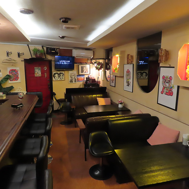 カラオケ居座歌屋Y&Yの雰囲気1