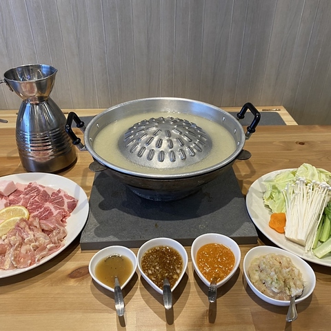 タイ式焼肉 太陽のとん 吹田市その他 アジア エスニック料理 ネット予約可 ホットペッパーグルメ