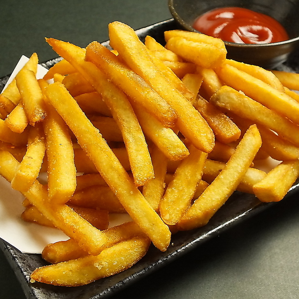 【不動の人気！】背徳感があるのに止まらない！揚げ物メニューも多数♪揚げたてサクサク旨味ジュワ★