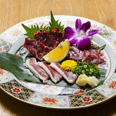 熊本直送馬刺し