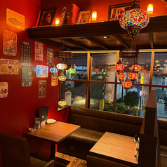 お席をくっけることもできます♪