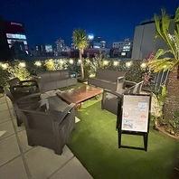 選び抜かれた極上肉と海鮮が彩る、贅沢極まる都会のBBQ