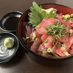 〆の鮪丼