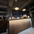 VISA、Master、JCB、AMEX、Dinersといった各種クレジットカードに加え、交通系などの電子マネー、PayPayなどのQRコード決済にも幅広く対応しております。お会計が非常にスムーズで、大人数でのご宴会時や急な集まりの際も安心。千葉中央駅すぐの当店で、快適なキャッシュレス体験をご提供いたします。