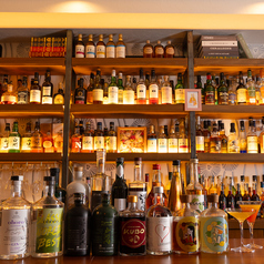 15名様までの着席、最大20名様までの立食貸切に対応しております♪レンガ調の壁がお洒落な空間を丸ごと貸し切って、プライベートなパーティーはいかがでしょうか。銀座でアットホームなパーティーを開きたい幹事様にも、大変ご好評をいただいている空間です。