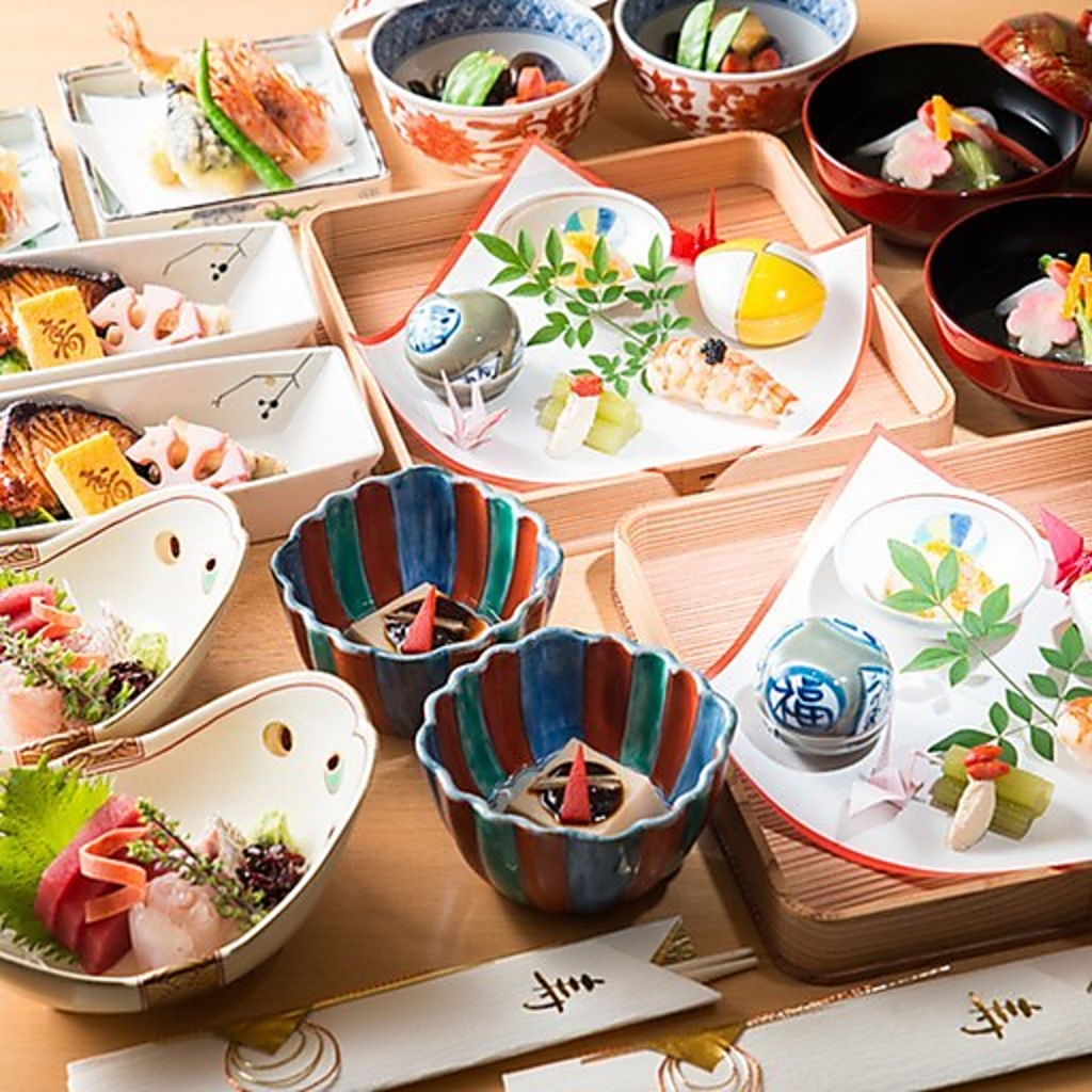 一人飲み・会席・お祝いにおすすめ｜竈焚きご飯や旬の食材を使用したコース 4,000円～のご用意。