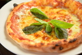 料理メニュー写真 ナポリ風マルゲリータpizza