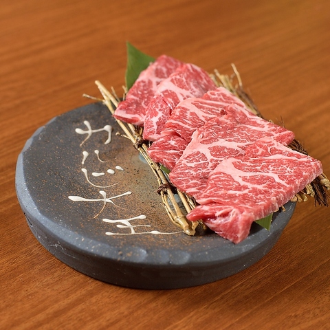 焼肉を始めとした全70品以上食べ放題！単品メニューやドリンクの種類も豊富♪