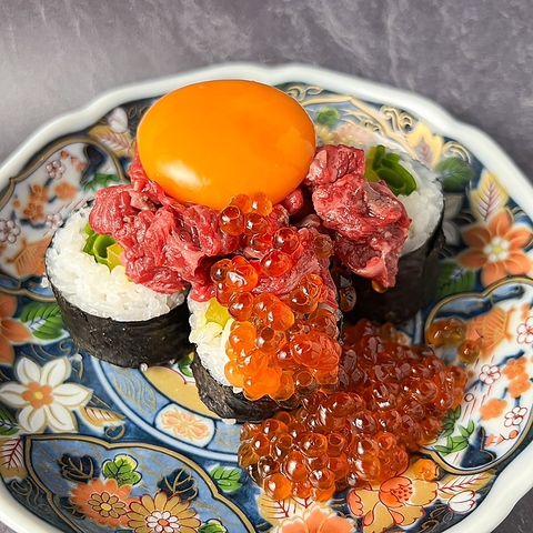 赤身焼肉と韓国料理 ウシノカリスマ 小倉店