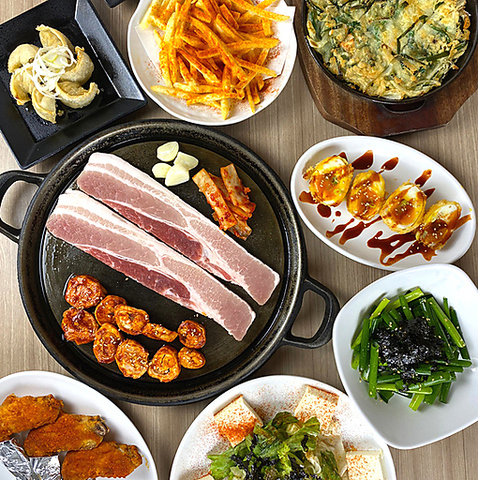 食べ飲み物が298円から！！韓国居酒屋☆120分食べ飲み放題3,600円（税別）！！