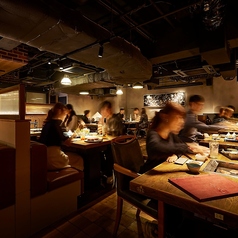 和牛焼肉NIKUGEN 赤坂店の雰囲気1