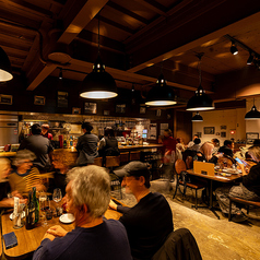 炭火ビストロ ゴーバル 高田馬場の雰囲気1