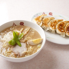 ラーメン・餃子（5個）