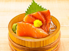 サーモンの刺身/鯛の刺身　各