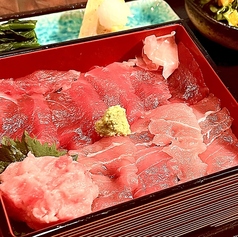 しらす！マグロ！を使ったお重ランチ！定食もあります。