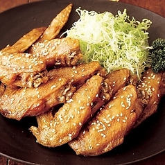 やみつき手羽先5本