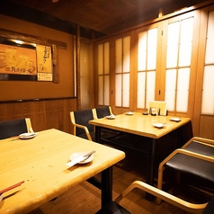.福島駅から徒歩2分とアクセス良好！広々としたアットホームな居酒屋で、貸切宴会をお楽しみ頂けます！40～最大50名様までご利用いただけます。飲み放題宴会コースは4000円～、幹事様のご予算に合わせた飲み放題付きコース料理をご用意しております。貸切宴会の際はぜひご利用下さいませ！