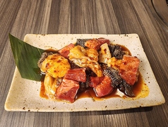 ホルモンMIXI盛り(黒ムンチ）
