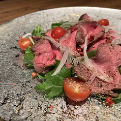 和牛ローストビーフ 赤ワインソース仕立て