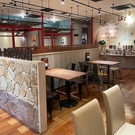 広々とした店内