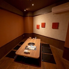 落ち着いた雰囲気の掘りごたつ完全個室で宴会、飲み会！
