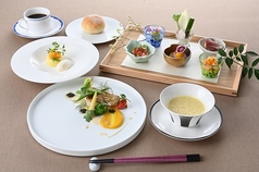 フレンチレストラン ロジェ 福山ニューキャッスルホテルのコース写真