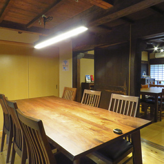 プライベートなお食事に使いやすい個室になります。