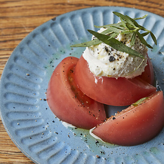 自家製リコッタのいつもと違うカプレーゼ