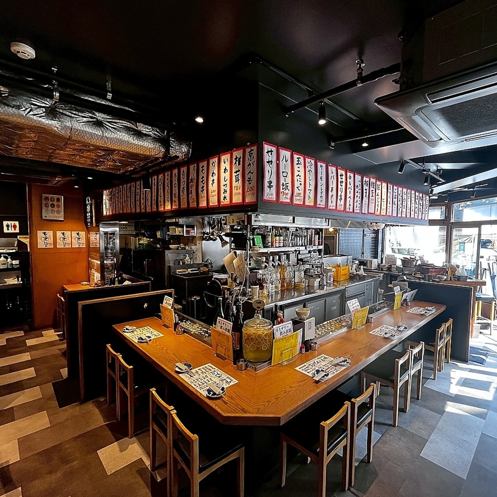 お一人様でも大歓迎のカウンター席がございます◎仕事帰りのサク飲みにも気軽に利用できます♪