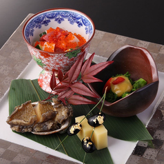 厳選素材と職人技が織りなす至高の味わい