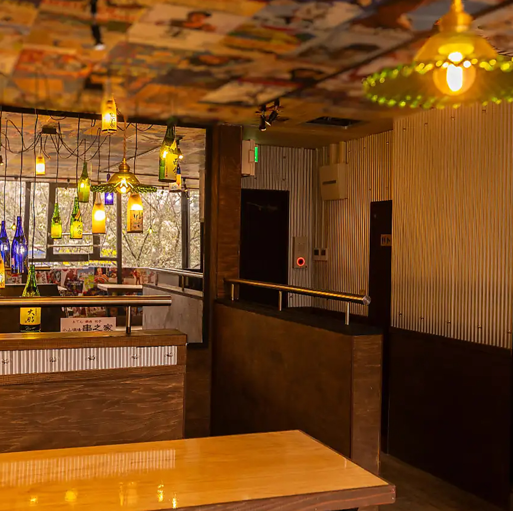 広々とした店内はゆったりとお過ごしいただけます◎