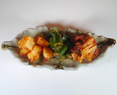 キムチ盛り(はくさい、大根、きゅうり)