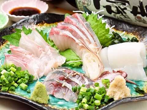 刺盛580円が大人気。鮮魚はオーナーの地元長崎より産直を使用。宴会等メニュー豊富！
