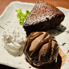 ガトーショコラ ~生チョコアイス添え~