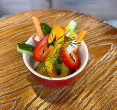 彩り野菜の自家製ピクルス