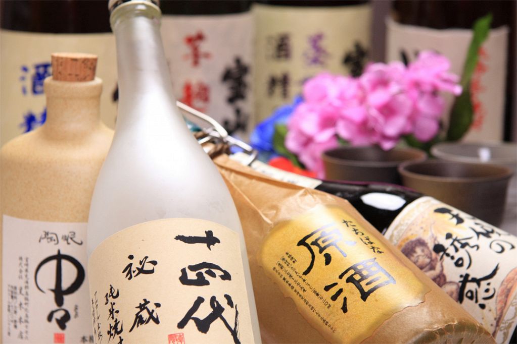 お酒の品揃えも凄いっ！通も喜ぶプレミア酒までご用意。