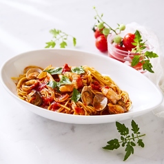 魚介と完熟トマトのペスカトーレ