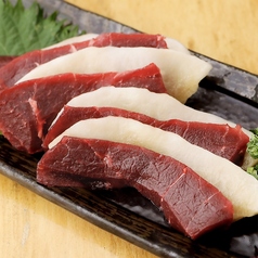 ミンク鯨刺(赤身・本皮刺)
