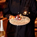 誕生日や記念日はお任せください！当店では特製メッセージ付き“誕生日プレート”をご用意。スタッフが盛大にお祝いし、店内全体で特別なひとときを演出します。サプライズ演出のご相談も大歓迎！大切な人との思い出に残るひとときを、笑顔と感動あふれる空間でお楽しみください。