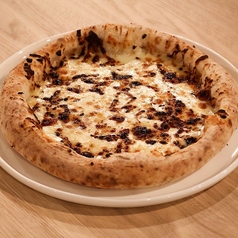 こだわりチーズのクワトロフォルマッジ
