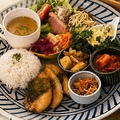 料理メニュー写真&nbsp;森のごちそうプレート　-10種の森デリと選べるメインを楽しむごちそうランチ-