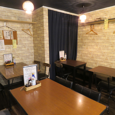 炭火焼鶏 とりとん 幕張の雰囲気1