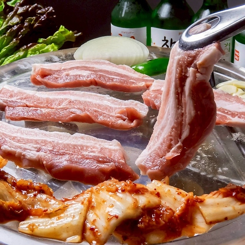 宴会歓迎!!ソウルのカフェをイメージしたオシャレな空間で絶品韓国料理をご提供★