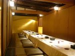 35名様までご利用出来る個室。本格懐石料理のご宴会をどうぞ。